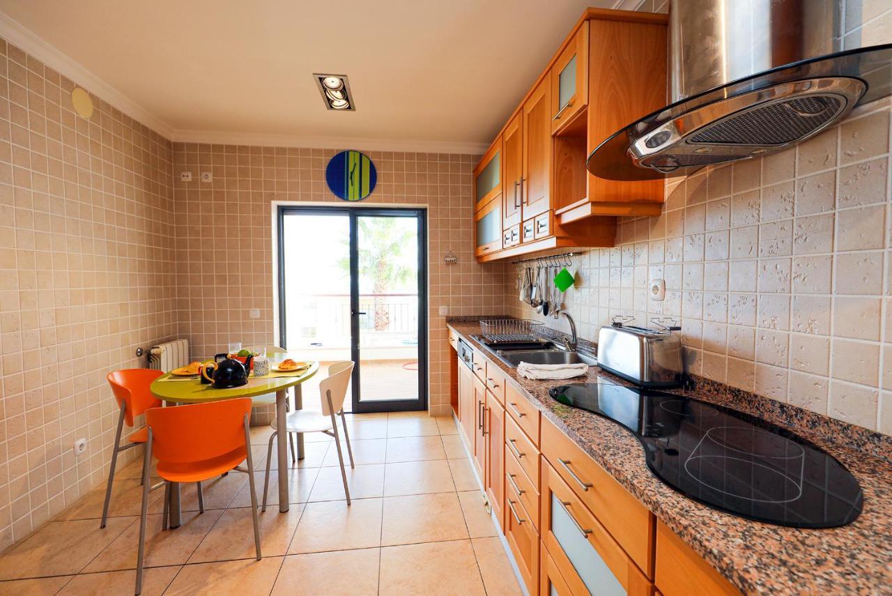 B80 - Gideon Albasol 2 Apartment In Lagos Exteriör bild